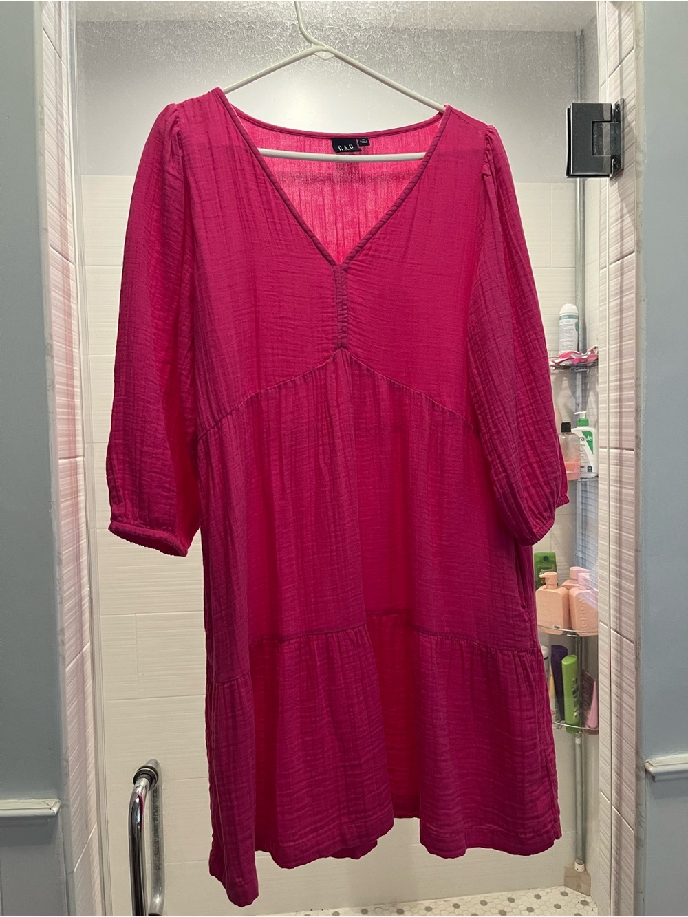 Never Worn GAP Dark Pink V-Neck Tiered Dress, w pockets.